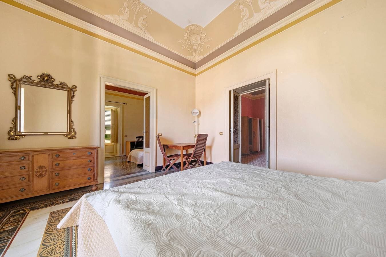 Foto 10 von 31: „Villa Charme“ mit Meerblick, privater Terrasse und Garten