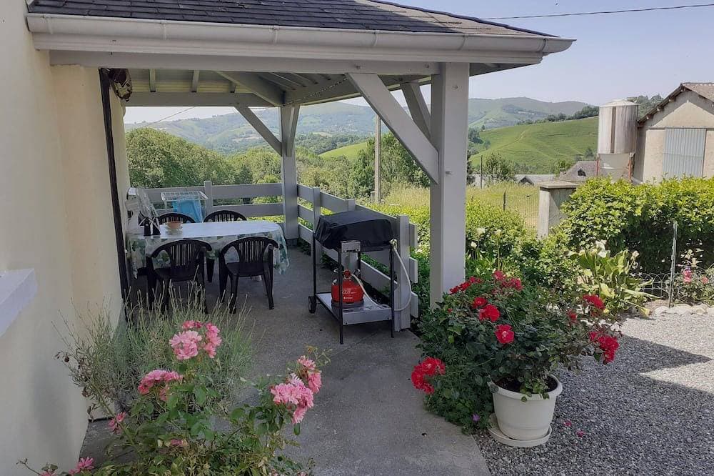 Unabhängiges Ferienhaus auf dem Bauernhof in den Bergen kostenloses WLAN-Panorama 1