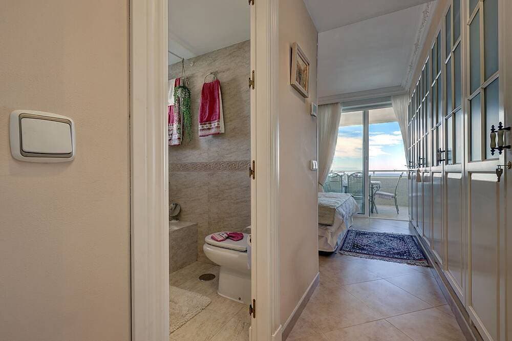 Foto 10 von 30: Apartment-Ensuite mit Bad