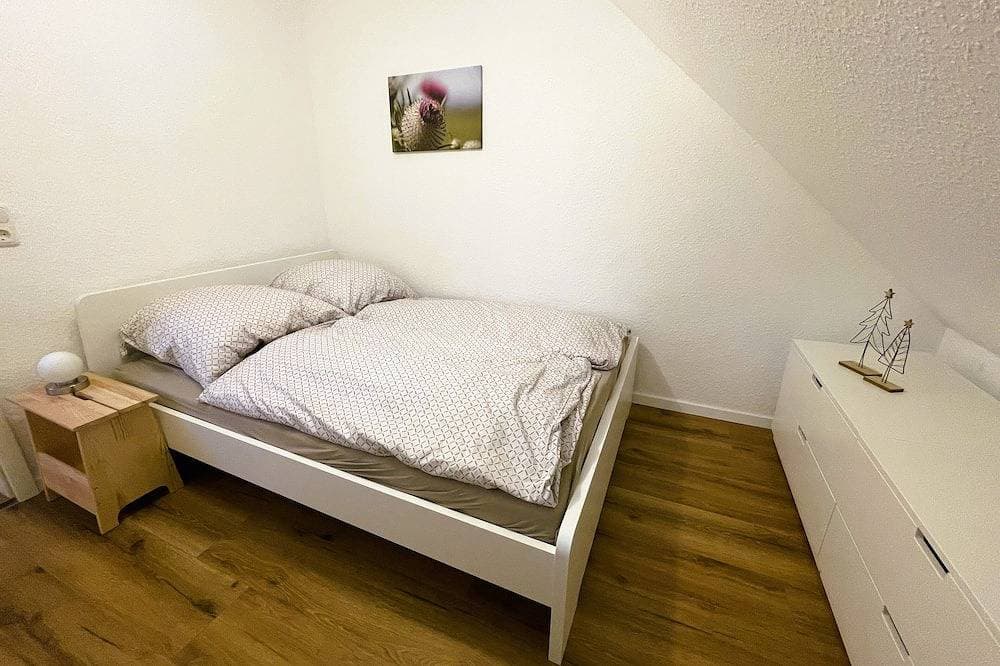 Foto 3 von 25: Große, moderne Ferienwohnung mit Garten und Spielscheune - Hexe 3