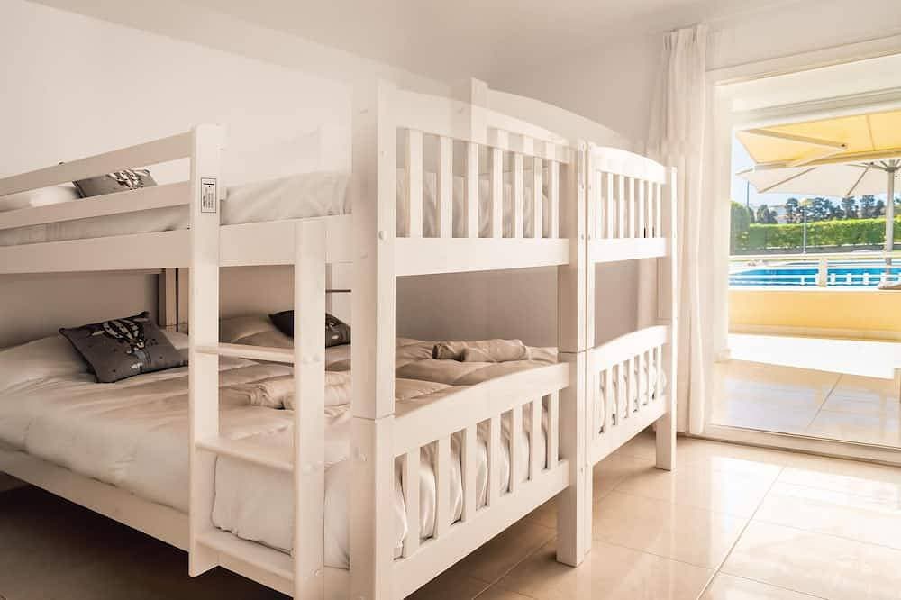 Foto 4 von 22: Amazing apartment in Cala Bona with swimming pool