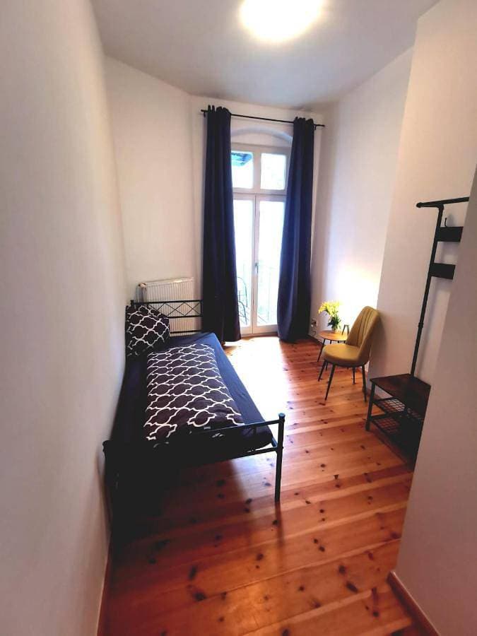 Foto 3 von 7: Three-Bedroom Apartment