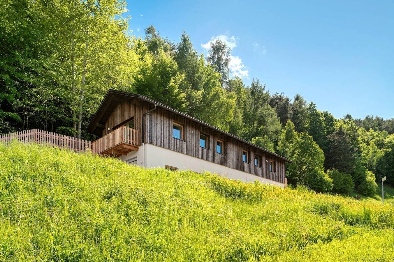 Foto 12 von 34: Ferienwohnung 'Franz' mit Bergblick, privater Terrasse und Wi-Fi