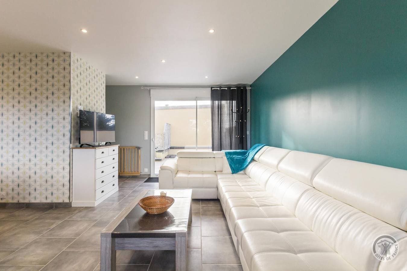Foto 7 von 22: La maison des Hémimaulés