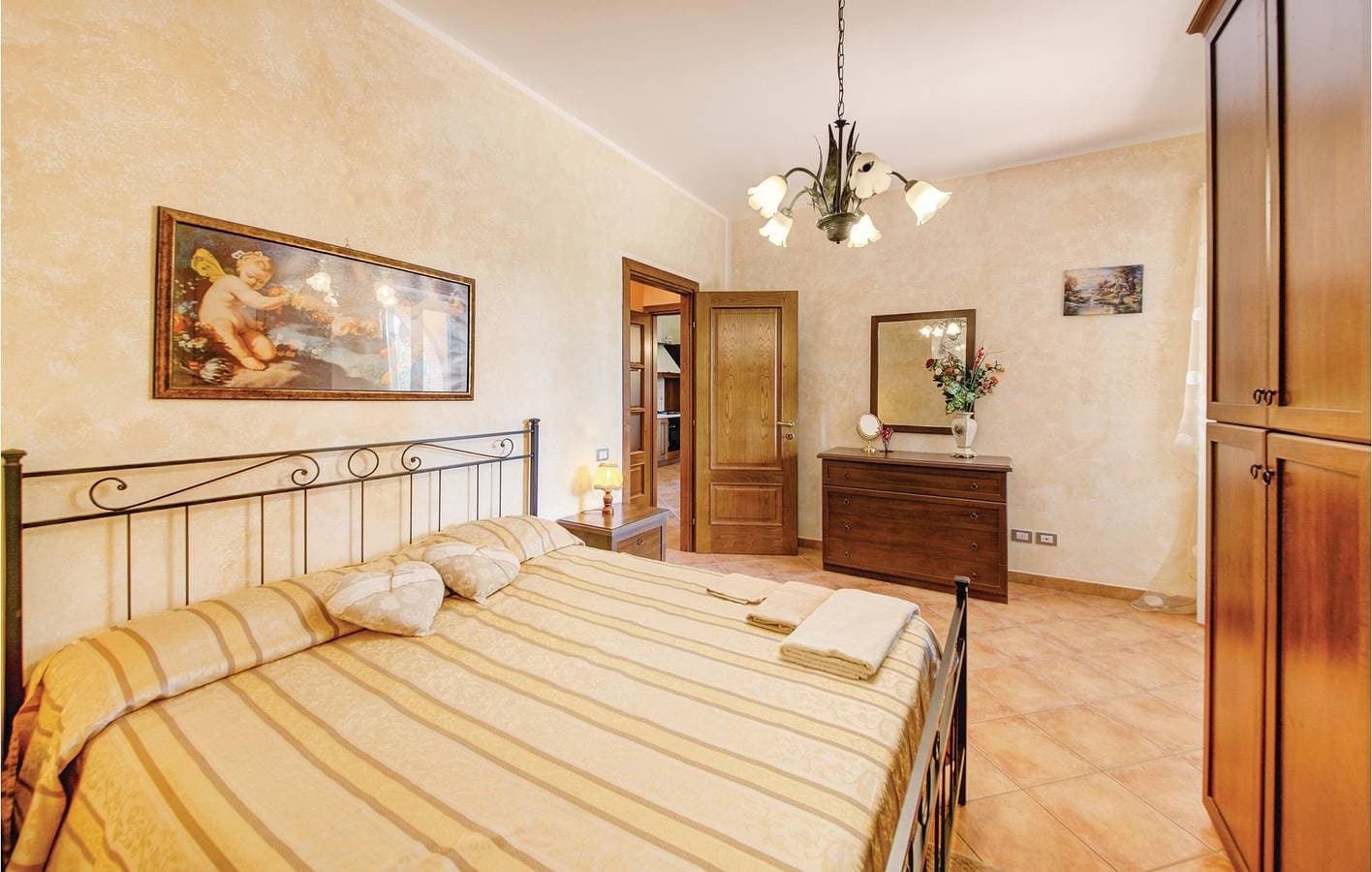 Foto 10 von 18: Atemberaubende 70 qm Wohnung mit Meerblick und Parkplatz