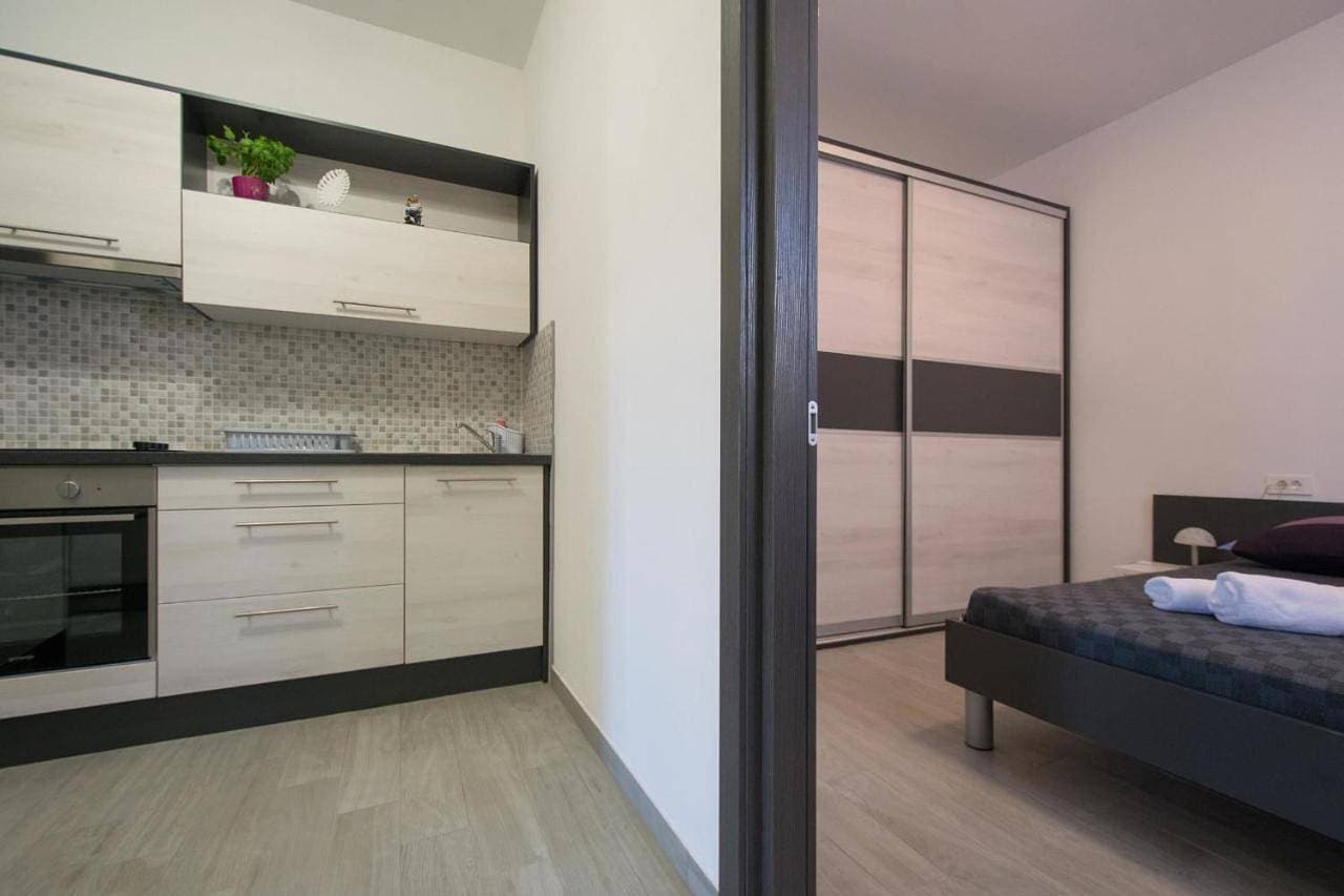 Foto 10 von 18: One-Bedroom Apartment with Terrace
