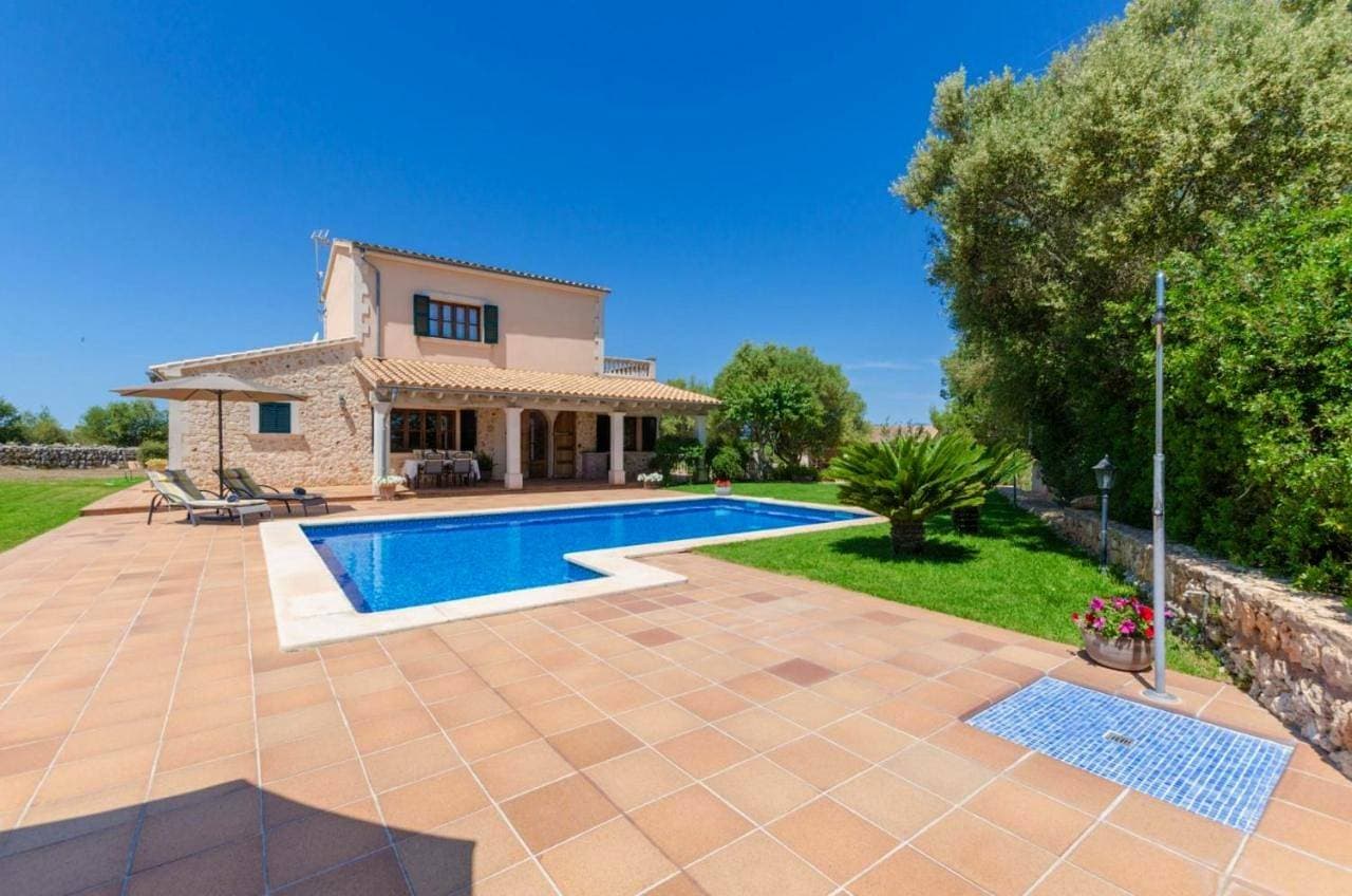 Foto 4 von 5: Villa