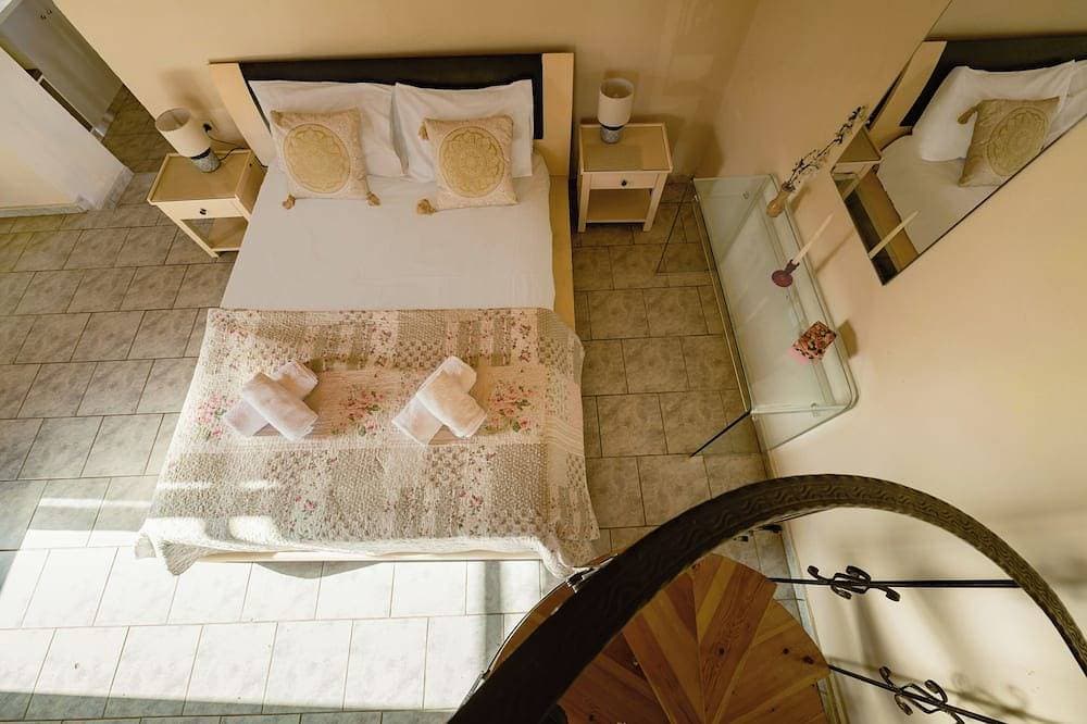Foto 9 von 30: Platanos Stone House II With Private Pool