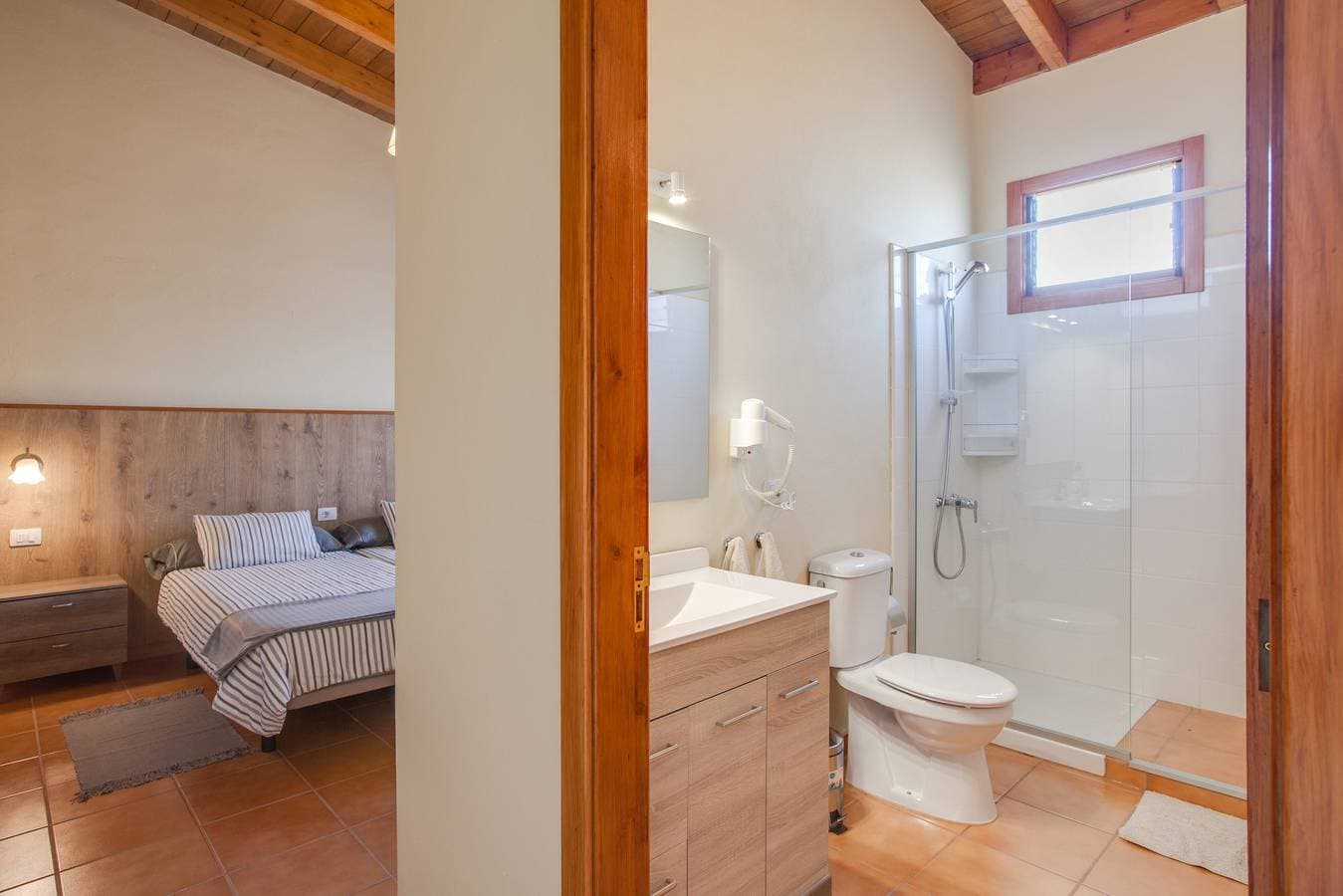 Foto 12 von 29: Ferienwohnung "Casa Quemahierro 2" mit Teideblick, Pool und Garten