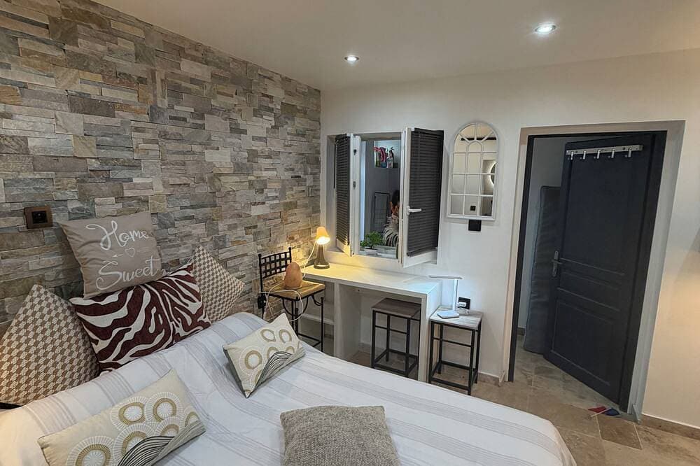 Foto 9 von 30: Tremendous 1-bedroom apartment with AC in Rueil-Malmaison