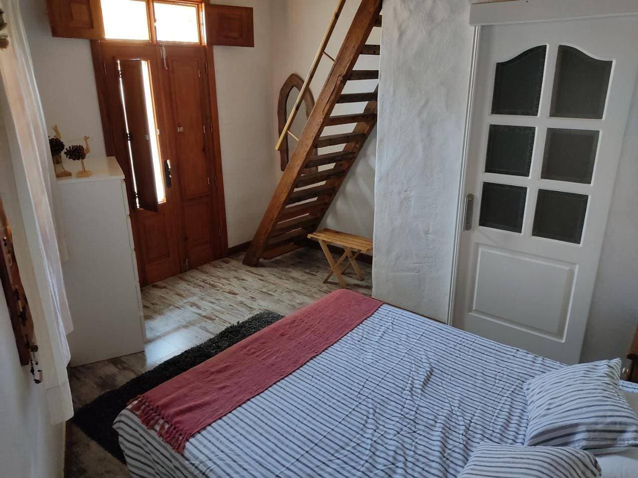 Foto 10 von 28: Two-Bedroom Apartment