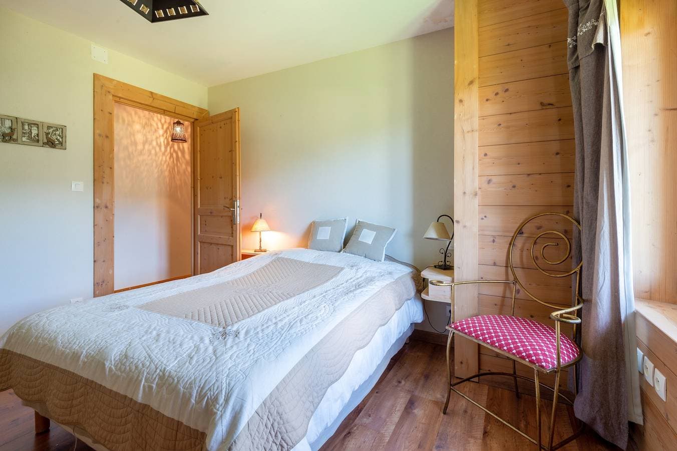 Foto 10 von 12: Ferienwohnung für 5 Personen mit Terrasse