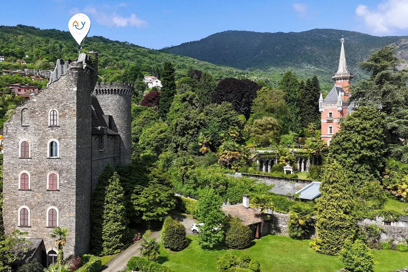 Albert's Castle Apt by Lake Maggiore 1