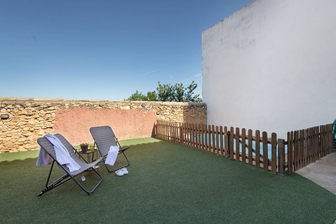 Foto 3 von 39: Ferienhaus 'Les Orenetes Casa Rural' mit Bergblick, privatem Pool und WLAN