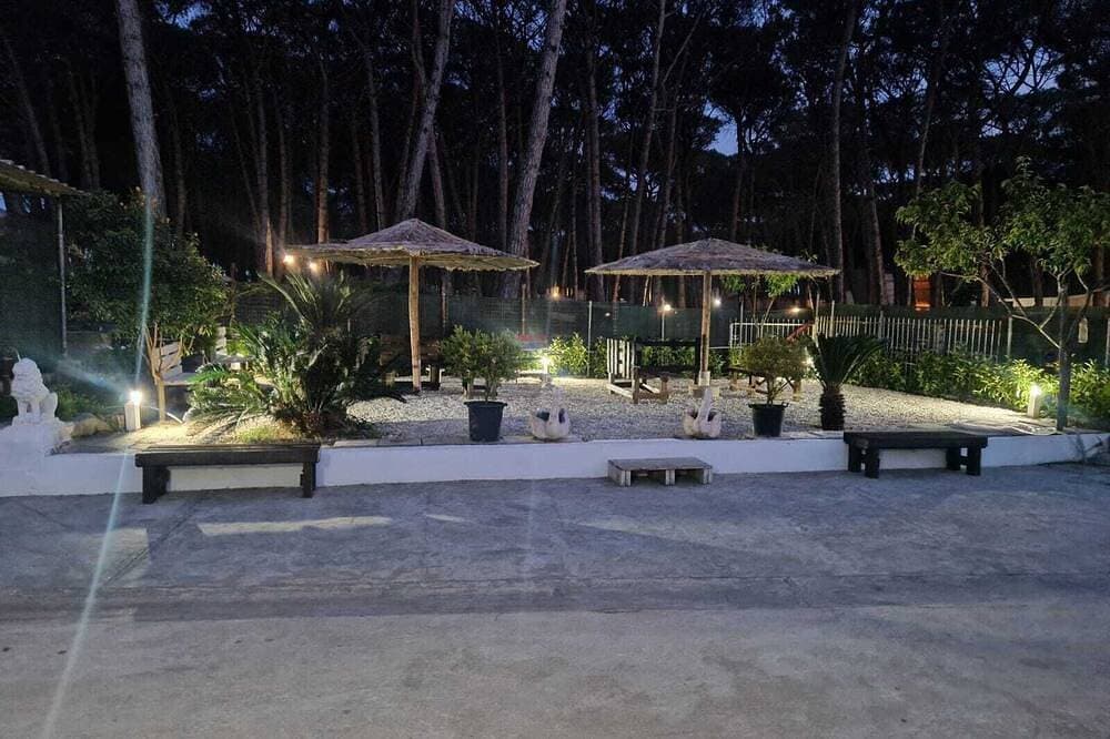 Foto 8 von 8: House sleeps 4 with garden by the sea