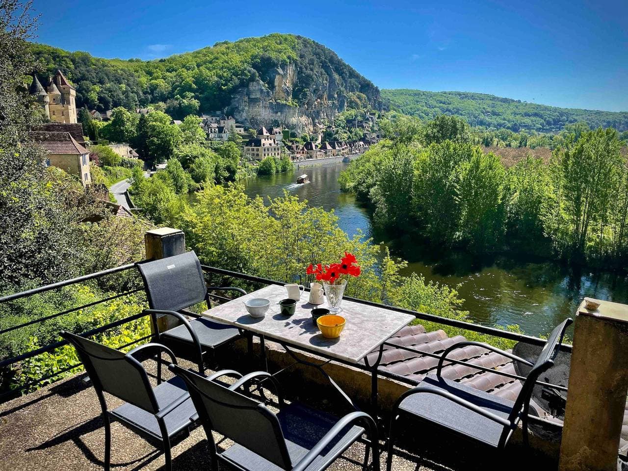 Foto 11 von 23: Le Mirador – Herrlicher Blick auf La Roque-Gageac und die Dordogne – Zwei private Balkone