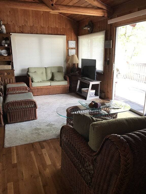 Foto 7 von 29: Erschwingliche Waterfront Cottage in der Nähe von Smith Mountain, Great Views