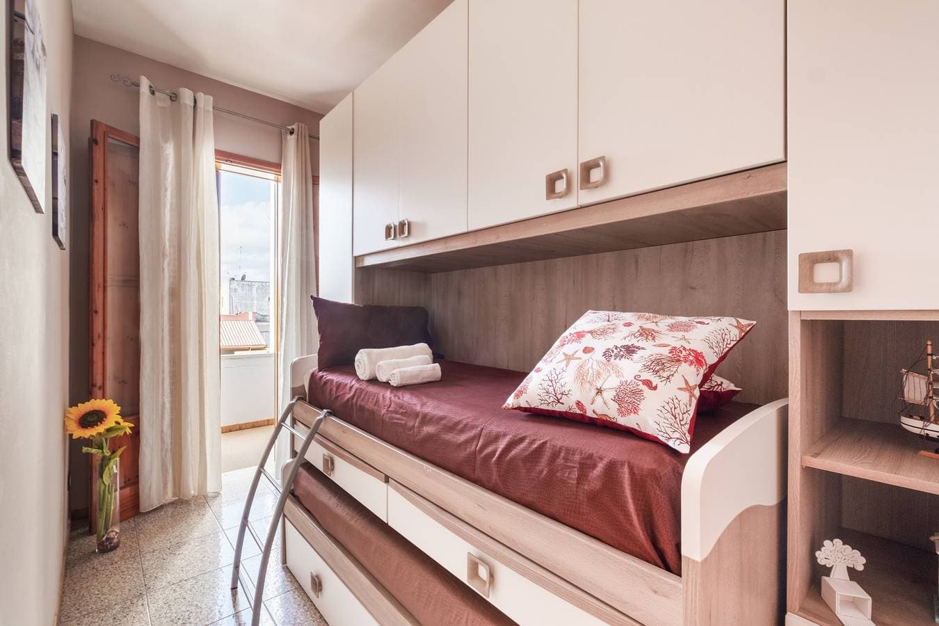 Foto 9 von 29: Ferienhaus 'Villetta San Foca' mit privatem Garten, WLAN und Klimaanlage