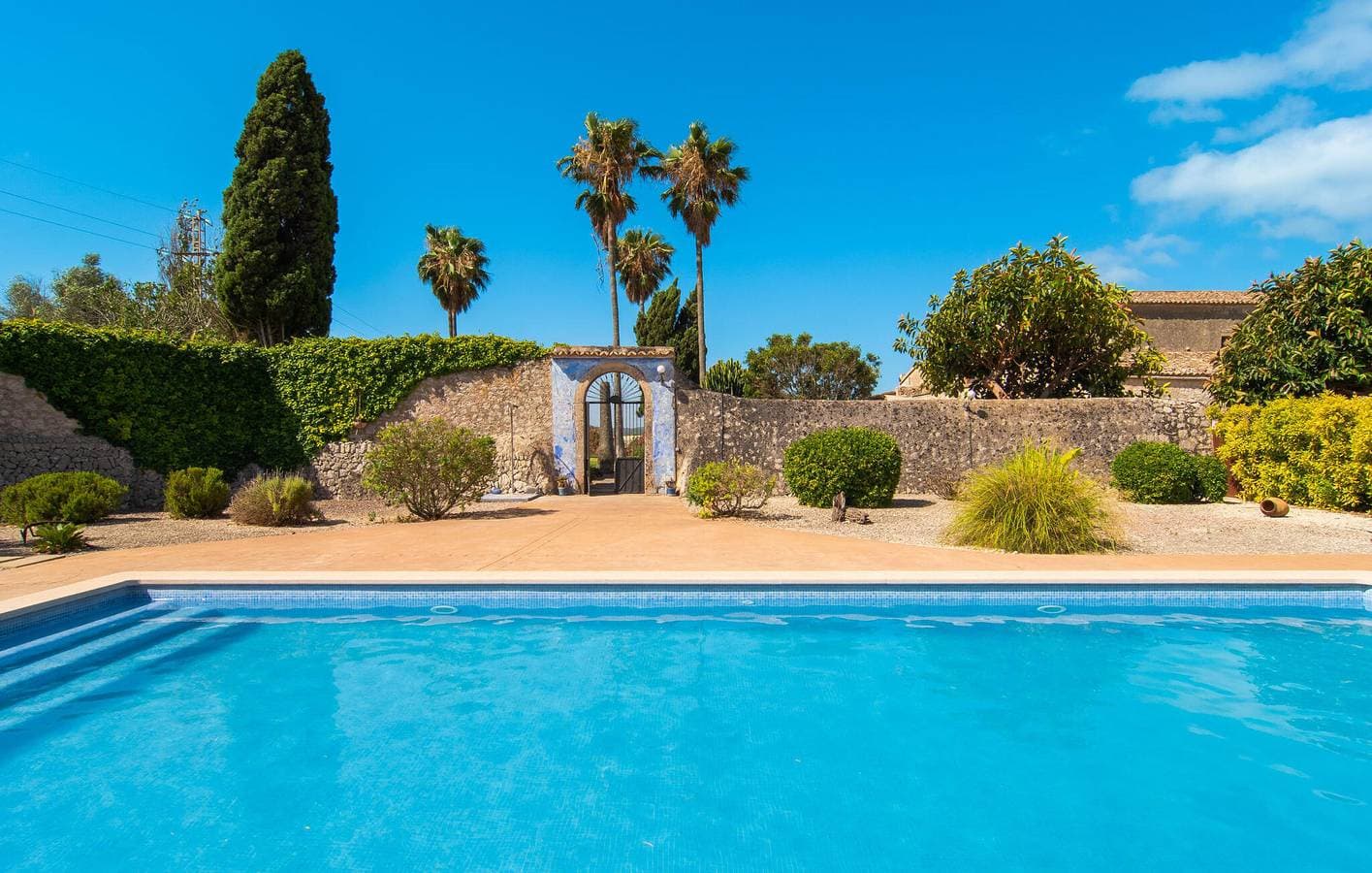 Foto 5 von 52: Gemütliche Wohnung mit Pool, Terrasse und Grill bei Montuïri
