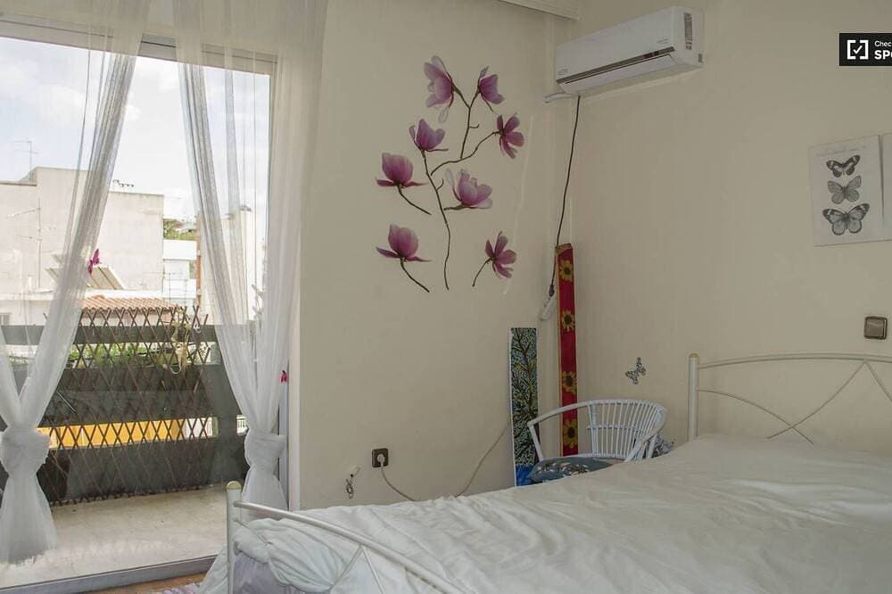 Penthouse-Wohnung an der Athener Riviera, günstig, schick und in der Nähe der Innenstadt von Athen! 1