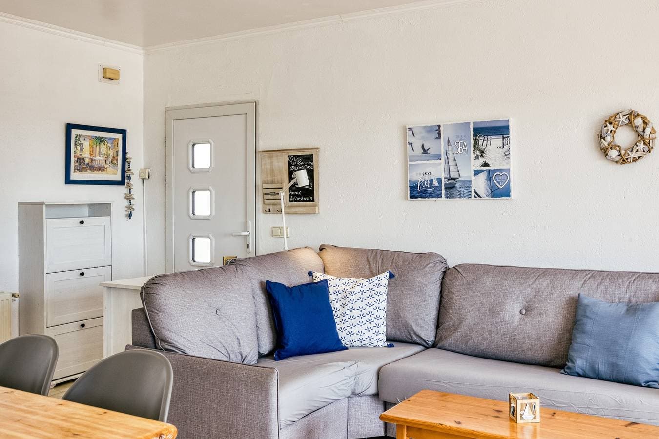 Foto 8 von 30: Ferienwohnung 'Art- Apartamentos Revilla Tacke C' mit Meer-/Strandblick und Balkon