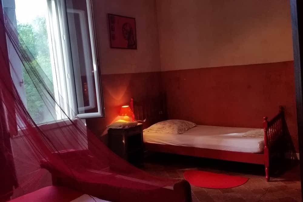 Foto 7 von 30: Bastide auf einem alten Weingut mit Pool und WIFI für 11 Personen