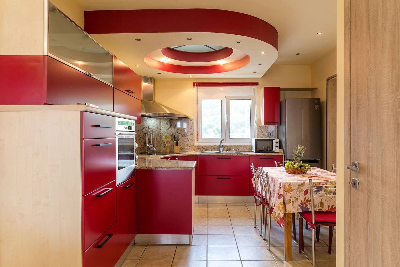 Foto 4 von 126: Villa für 12 Personen mit Whirlpool