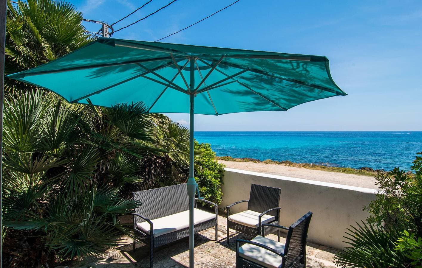 Foto 5 von 41: Apartment mit Meerblick, Pool, Terrasse und AC - 900m zum Strand
