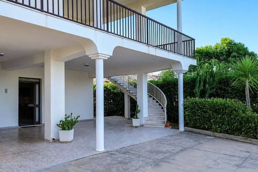 Villa Leuka San Lorenzo First Floor 1
