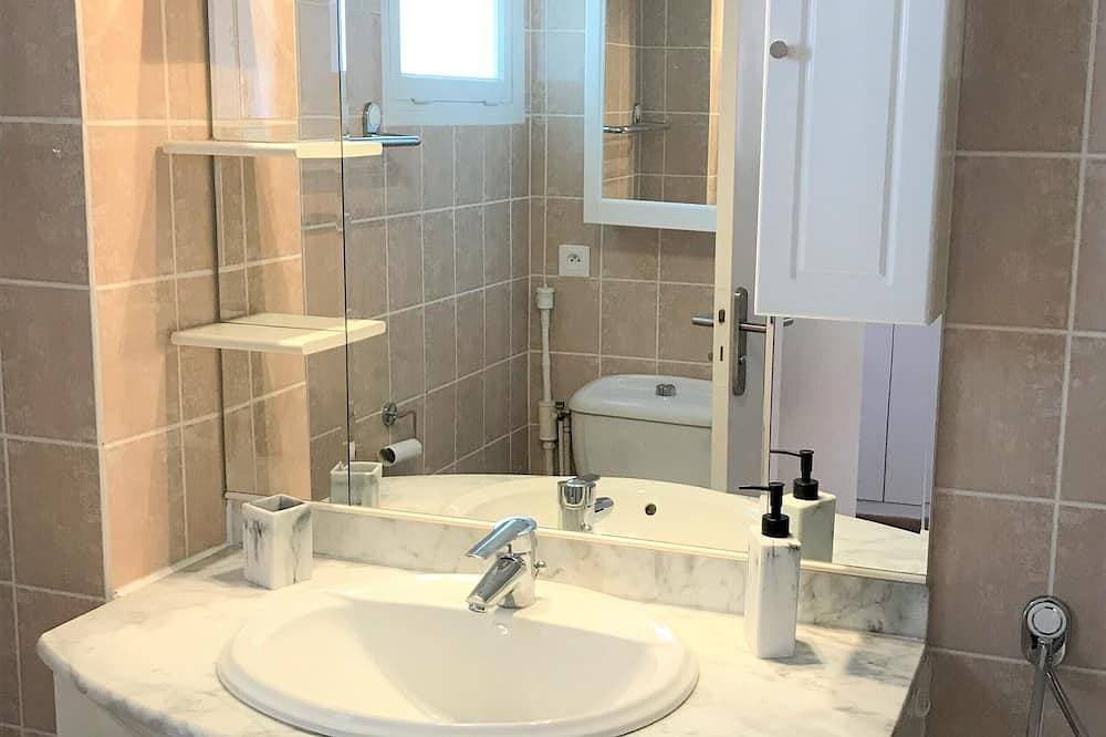 Foto 8 von 25: Hervorragende Aussicht. Sehr schöne Wohnung komplett renoviert