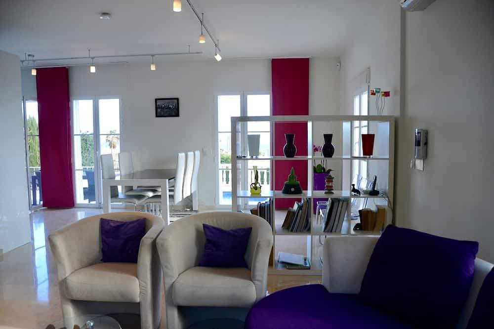 Foto 10 von 30: Geräumige, moderne Villa mit herrlichem Meerblick, WIFI, Strand und Golf