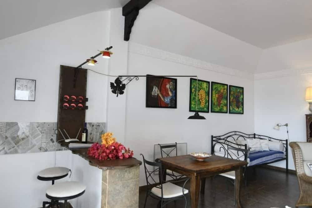 Foto 9 von 30: Casa Saskia mit einer schönen Aussicht auf einer Avocadoplantage Beheitzter Pool