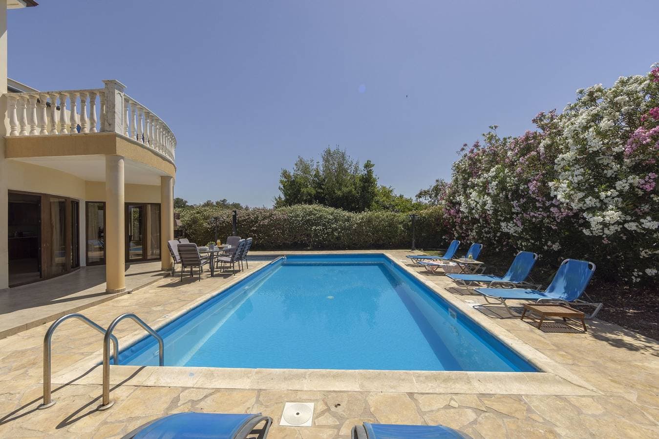 Foto 2 von 39: Villa Tsikkos Tria