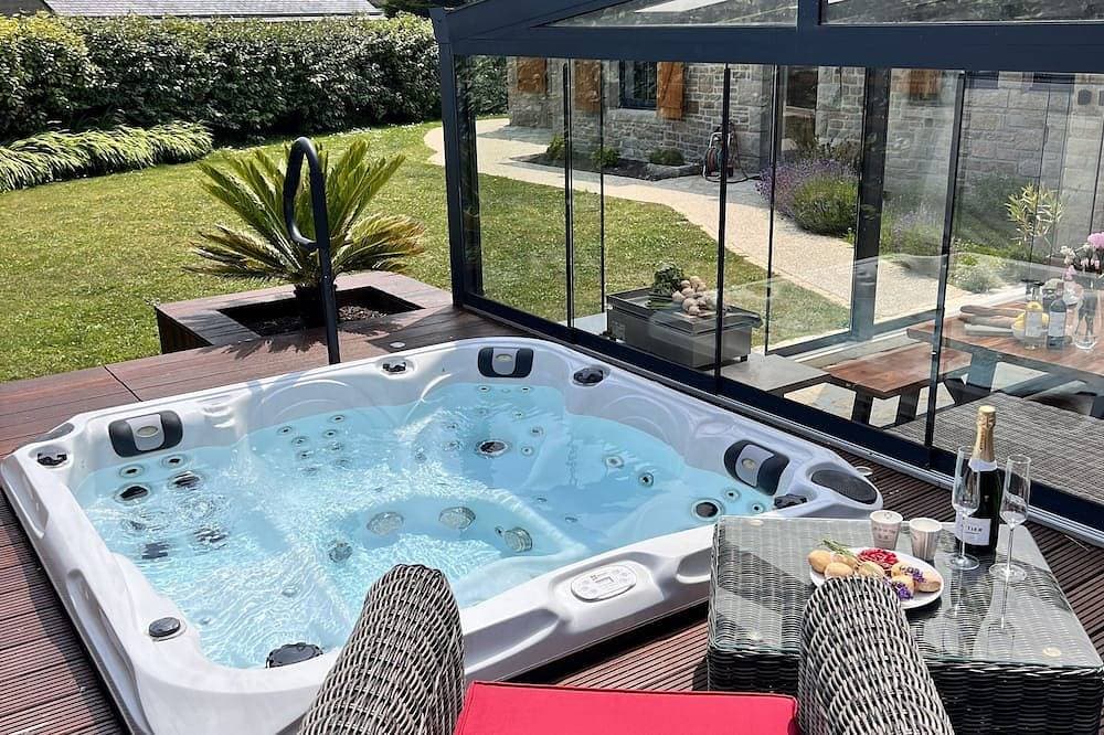 Luxuriöse Cocooning 5*Sterne Villa direkt am Meer + Spa Bereich +  Sauna+Jacuzzi 1