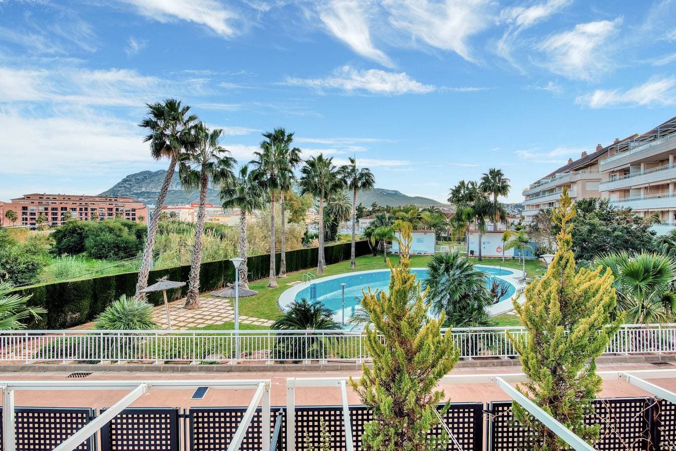 Foto 4 von 26: Ferienwohnung "Puerto Romano" mit Bergblick, Gemeinschaftspool und WLAN
