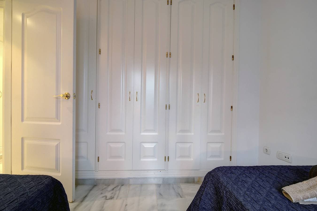 Foto 13 von 20: Apartment 'Wunderschön Neu Renovierte 3-Zimmer-Wohnung' mit Bergblick, WLAN und Klimaanlage