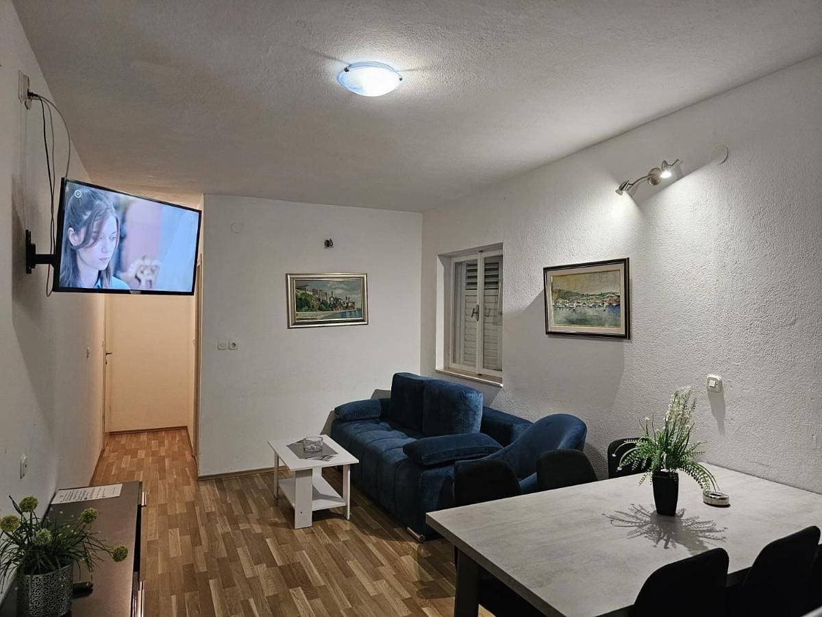Foto 4 von 31: Apartment with Balcony