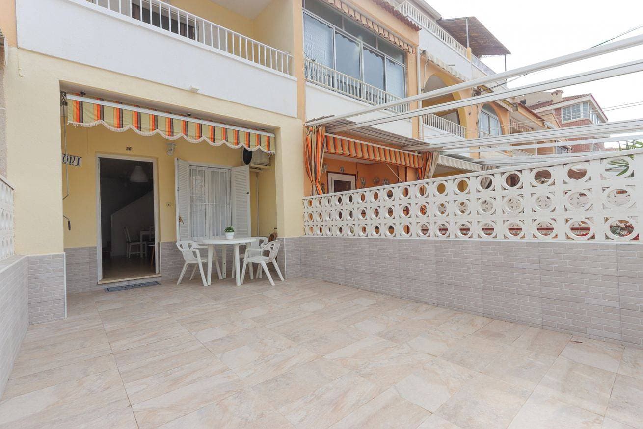 Foto 2 von 31: Ferienwohnung für 4 Personen mit Balkon/Terrasse