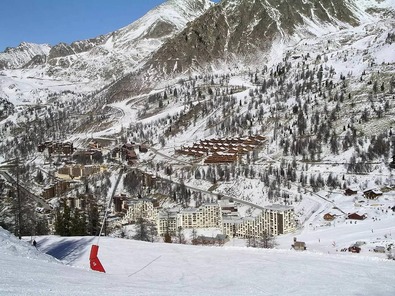 Foto 10 von 11: Renovierte Wohnung Ski zu den Füßen und Geschäften