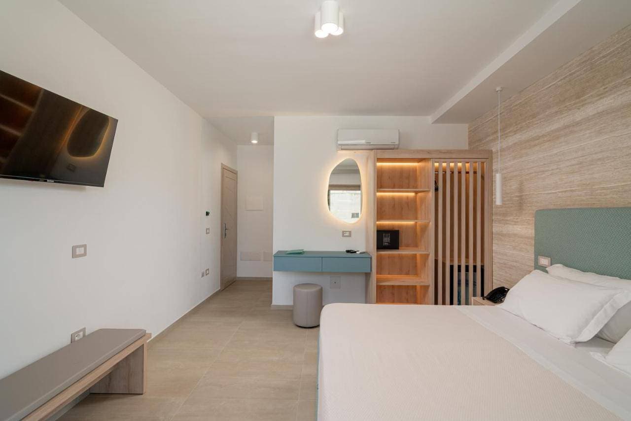 Foto 9 von 12: Double Room with Balcony