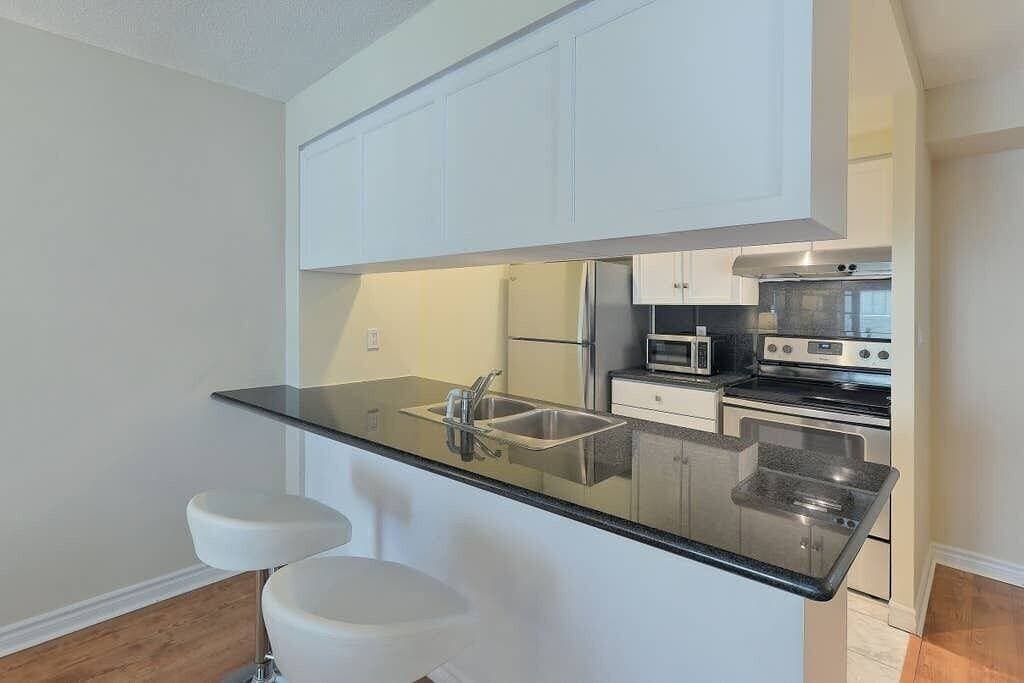 Foto 5 von 7: Qwest - Ready Move In-Downtown - Qwest
