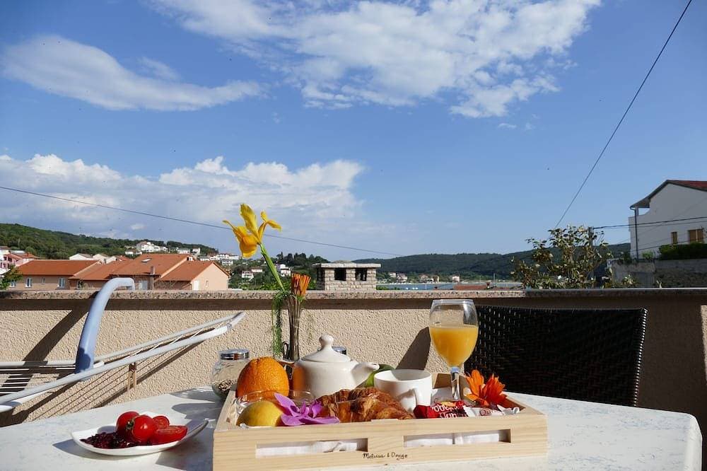 Foto 13 von 15: Studio Appartement mit Terrasse und Meerblick Kampor, Rab