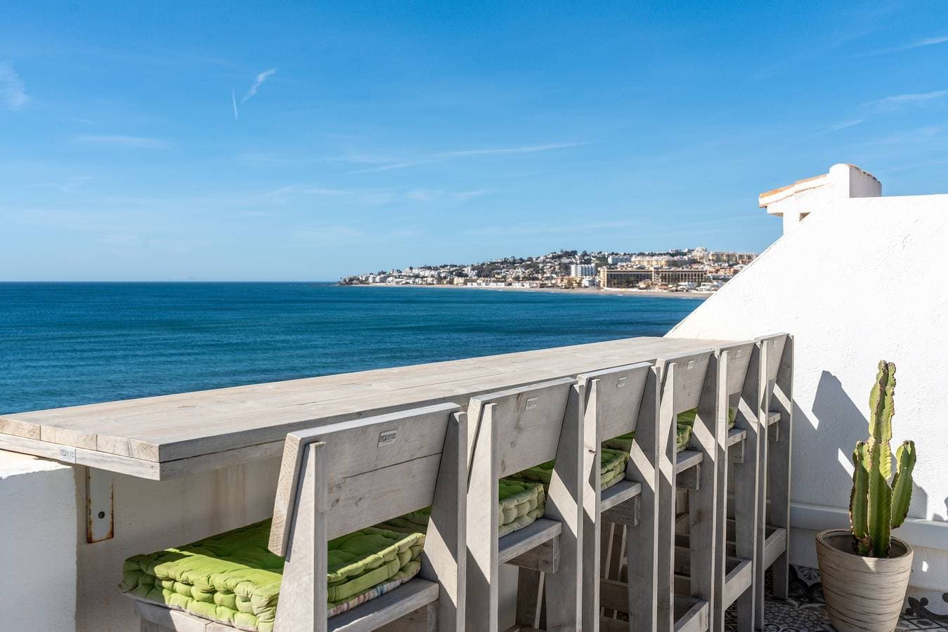 Foto 2 von 24: Ferienwohnung 'Oasis La Cala' mit Meerblick, Gemeinschaftspool und WLAN