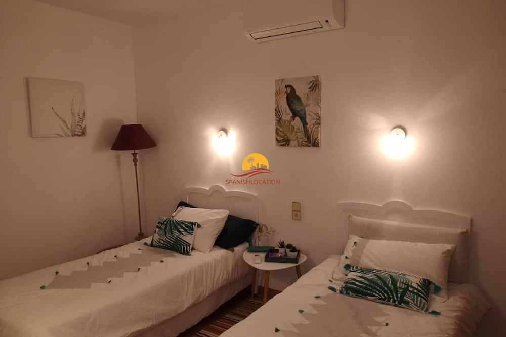 Foto 6 von 21: Charmantes Haus mit privatem Pool nur wenige Meter vom Meer entfe