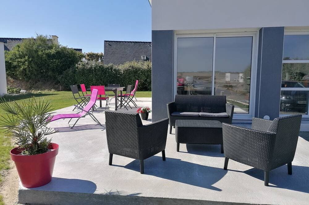 New house 350m from the beach in Cléder. Rated 3 stars. 1