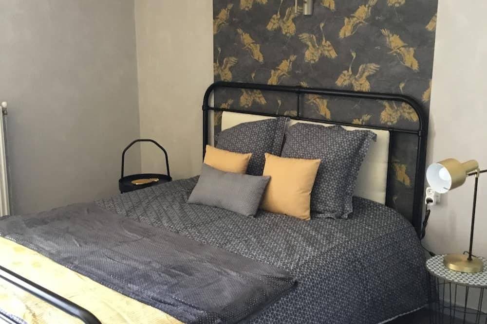 Foto 6 von 30: Apartment-Klassisch-Ensuite mit Bad-Gartenblick