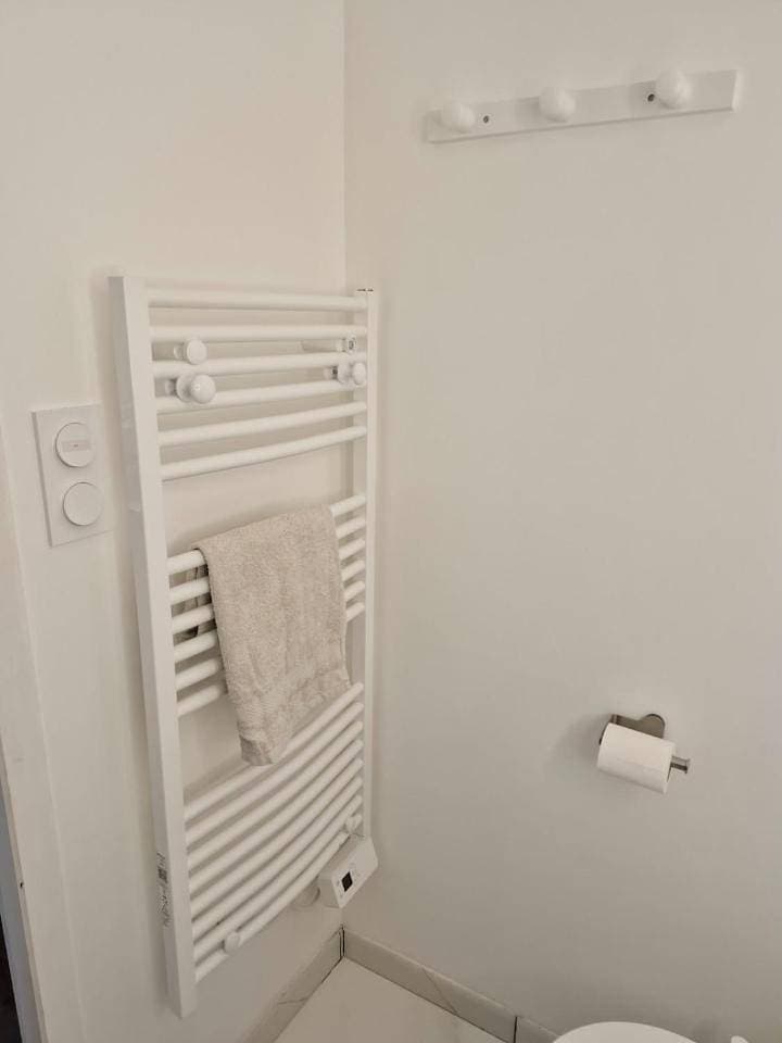 Foto 12 von 45: Two-Bedroom Apartment