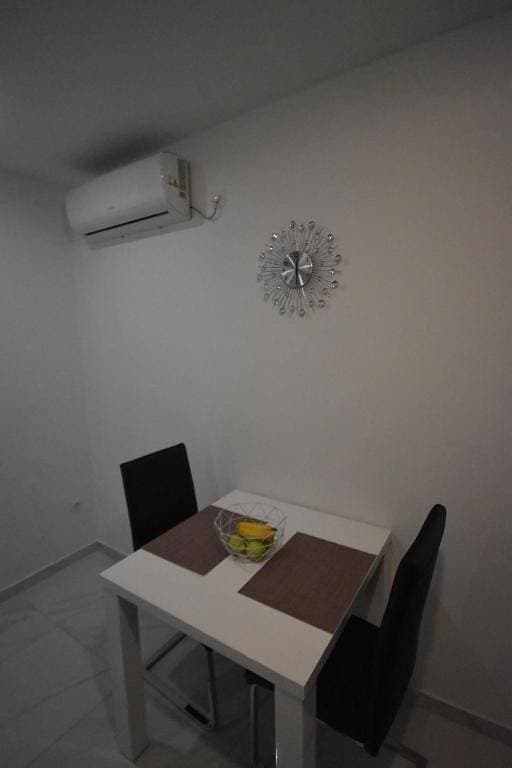 Foto 3 von 10: 1-Zimmer-Ferienwohnung mit Balkon Korcula A-25951-a