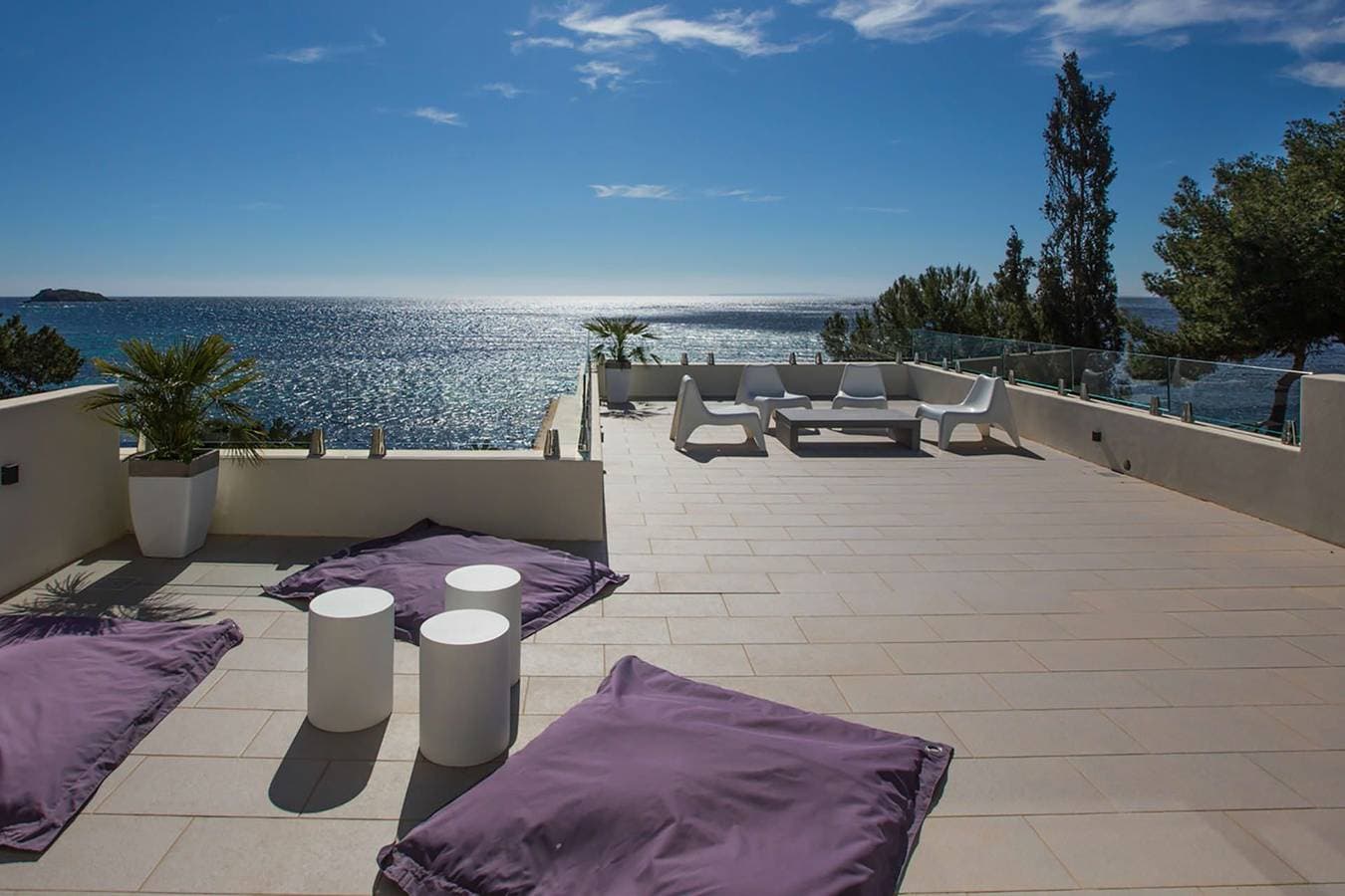 Foto 5 von 32: Villa für 8 Personen mit Terrasse