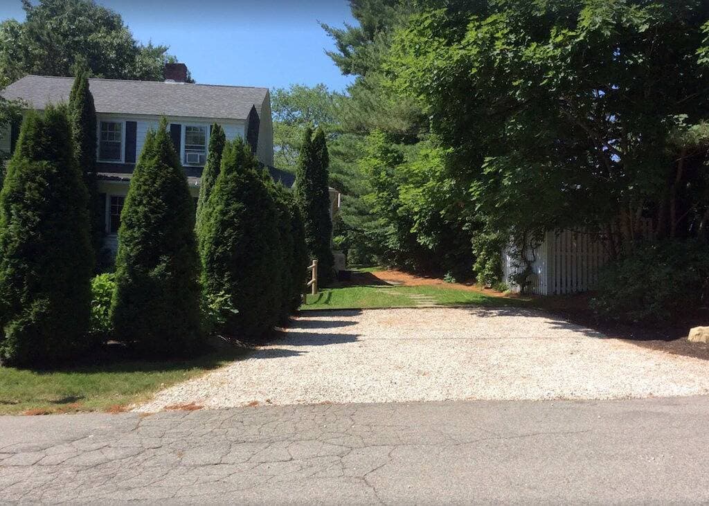 Foto 3 von 19: Awesome location downtown. Walk to the beach, marginal way